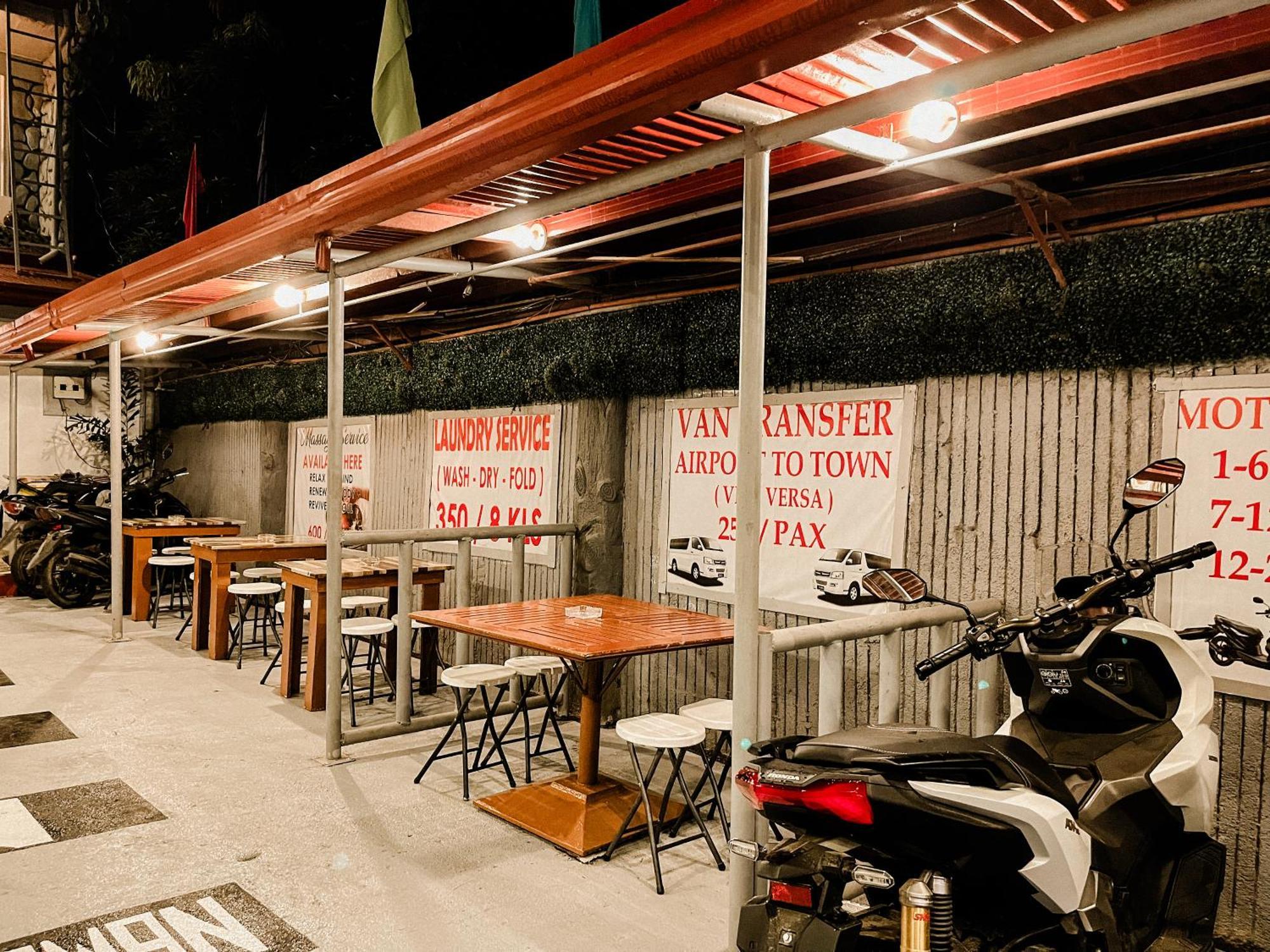 Mario'S Travellers Inn Coron Exteriér fotografie
