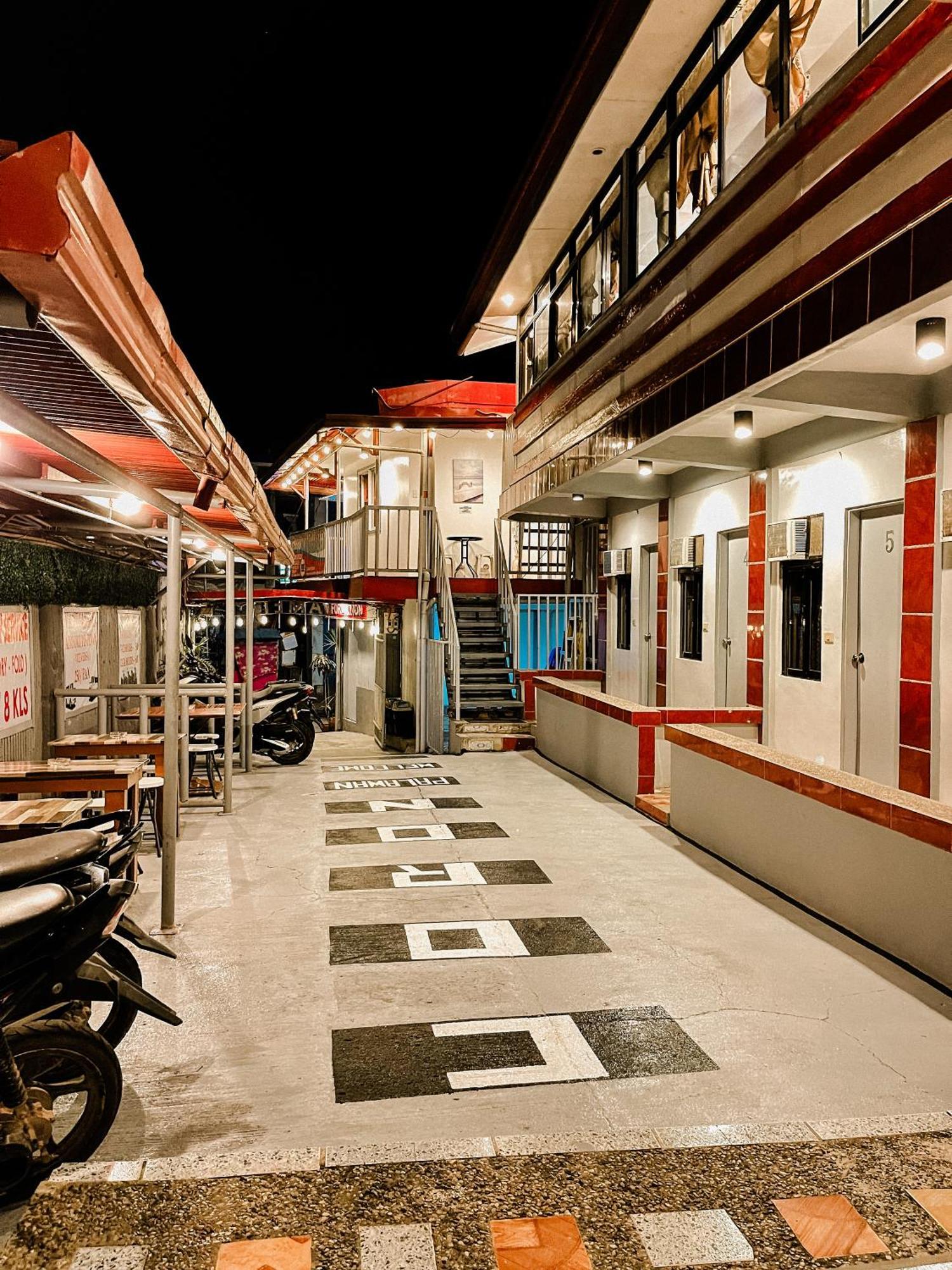 Mario'S Travellers Inn Coron Exteriér fotografie